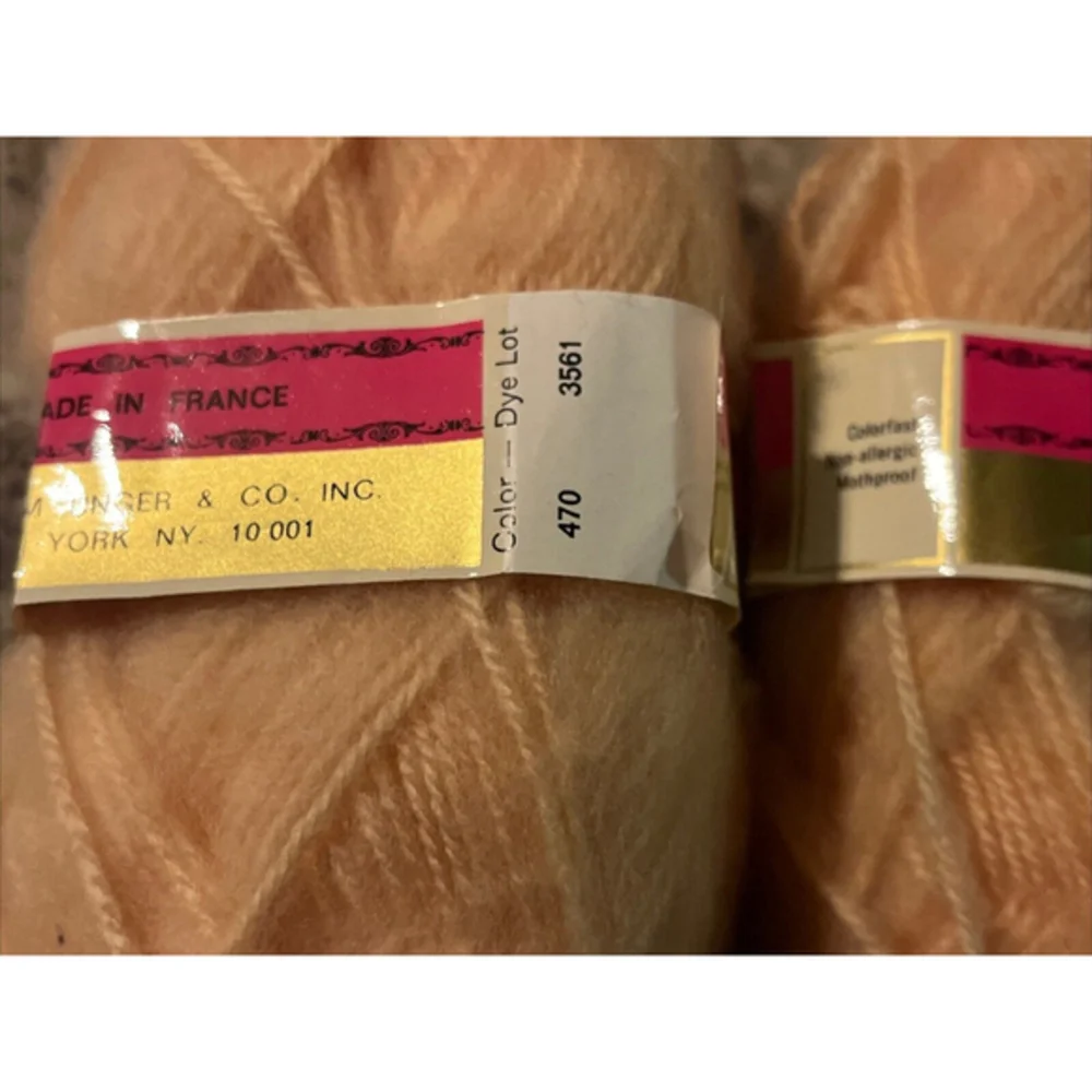VTG Unger Fluffy‎ Yarn 100% Acrylic France Light Peach Apricot #470 Lot Of 2-NEW